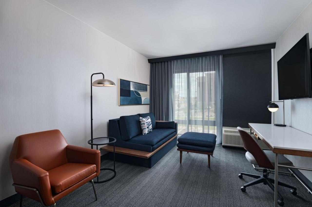 Courtyard By Marriott Colorado Springs North, Air Force Academy Hotel Exterior foto